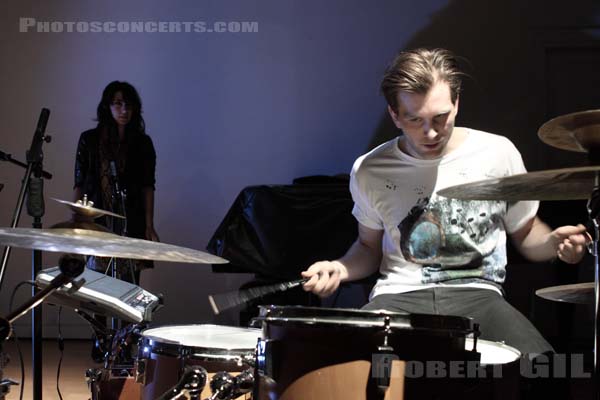WILDBIRDS AND PEACEDRUMS - 2009-03-04 - PARIS - Centre Culturel Suedois - 